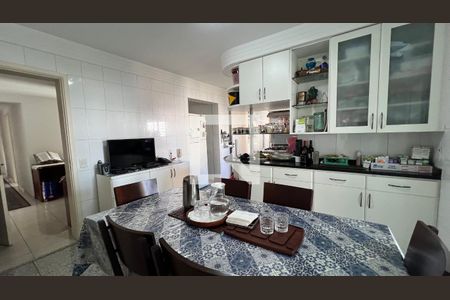 Apartamento à venda com 266m², 4 quartos e 4 vagasCopa