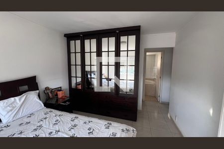 Apartamento à venda com 266m², 4 quartos e 4 vagasSuíte master