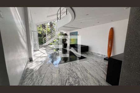 Apartamento à venda com 266m², 4 quartos e 4 vagasHall de entrada