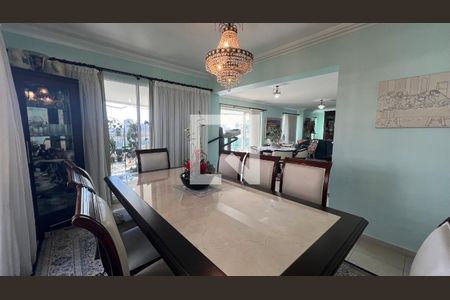 Apartamento à venda com 266m², 4 quartos e 4 vagasSala de Jantar