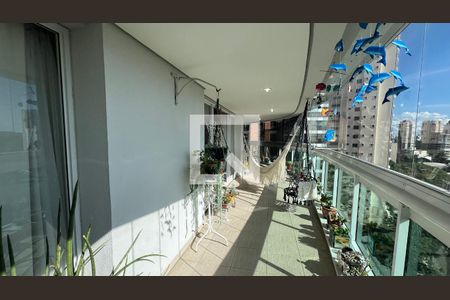 Apartamento à venda com 266m², 4 quartos e 4 vagasVaranda 