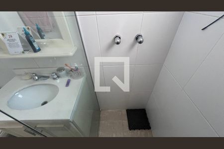 Apartamento à venda com 266m², 4 quartos e 4 vagasBanheiro da Suíte 2