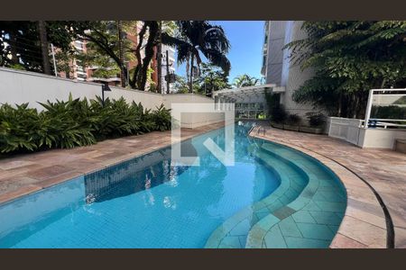 Apartamento à venda com 266m², 4 quartos e 4 vagasPiscina