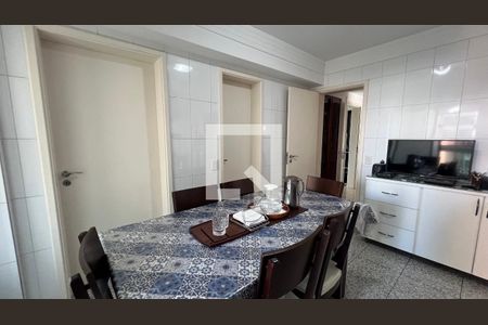 Apartamento à venda com 266m², 4 quartos e 4 vagasCopa