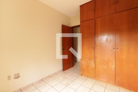 Quarto 1  de apartamento para alugar com 3 quartos, 75m² em Vila Seixas, Ribeirão Preto