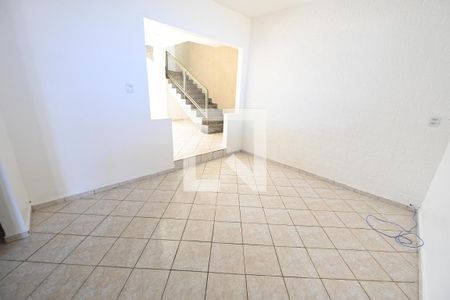 Sala de casa para alugar com 5 quartos, 320m² em Jardim Mont Serrat, Aparecida de Goiânia