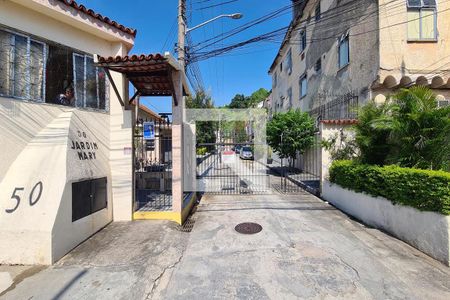 Casa de condomínio para alugar com 90m², 2 quartos e 1 vaga Casa de condomínio para alugar com 90m², 2 quartos e 1 vagaFachada do Condomínio com placa