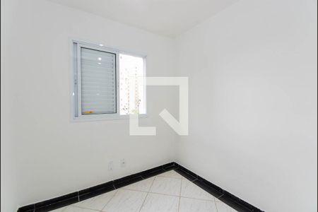 Quarto 1 de apartamento para alugar com 2 quartos, 58m² em Jardim Flor da Montanha, Guarulhos