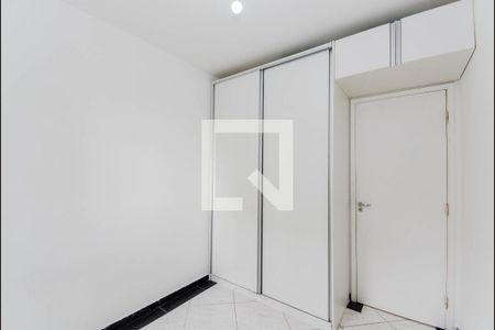 Quarto 1 de apartamento para alugar com 2 quartos, 58m² em Jardim Flor da Montanha, Guarulhos