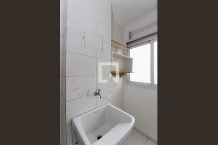 Área de Serviço de apartamento para alugar com 2 quartos, 58m² em Jardim Flor da Montanha, Guarulhos