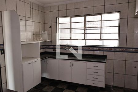 Casa à venda com 650m², 6 quartos e 4 vagascozinha