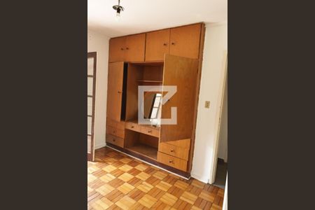 Casa à venda com 650m², 6 quartos e 4 vagasQuarto 4