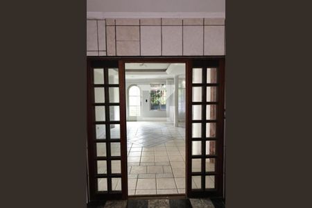 Casa à venda com 650m², 6 quartos e 4 vagascozinha
