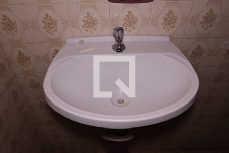 Casa à venda com 650m², 6 quartos e 4 vagasBanheiro 1
