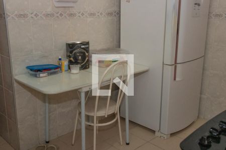 Apartamento à venda com 105m², 3 quartos e sem vagaCozinha