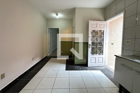 Casa para alugar com 50m², 1 quarto e sem vaga Casa para alugar com 50m², 1 quarto e sem vagaCozinha