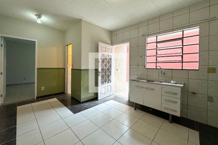 Casa para alugar com 50m², 1 quarto e sem vaga Casa para alugar com 50m², 1 quarto e sem vagaCozinha