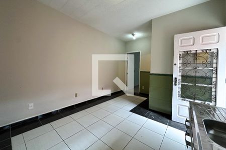 Casa para alugar com 50m², 1 quarto e sem vaga Casa para alugar com 50m², 1 quarto e sem vagaCozinha