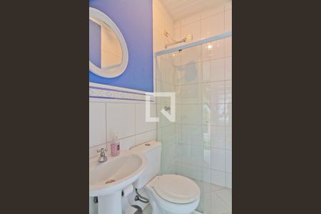 Casa para alugar com 320m², 3 quartos e 4 vagasÁrea externa - banheiro