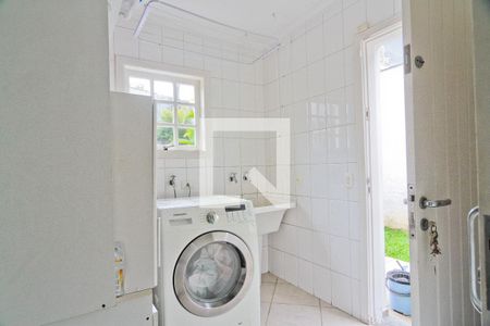 Casa para alugar com 320m², 3 quartos e 4 vagasÁrea de Serviço