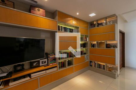 Apartamento à venda com 230m², 4 quartos e 2 vagasSala