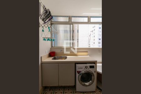 Apartamento à venda com 230m², 4 quartos e 2 vagasCozinha e Área de Serviço