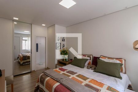 Apartamento à venda com 230m², 4 quartos e 2 vagasQuarto Suíte