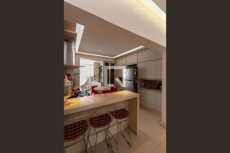 Apartamento à venda com 230m², 4 quartos e 2 vagasCozinha e Área de Serviço