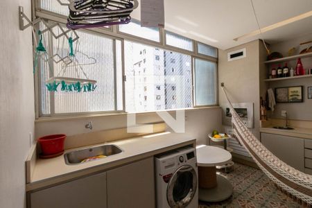 Apartamento à venda com 230m², 4 quartos e 2 vagasCozinha e Área de Serviço