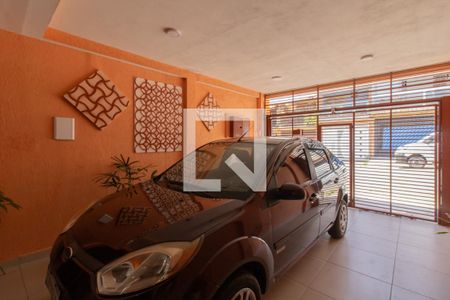 Casa à venda com 200m², 3 quartos e 3 vagas Casa à venda com 200m², 3 quartos e 3 vagasGaragem