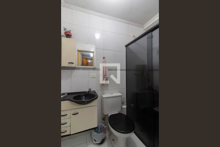 Casa à venda com 200m², 3 quartos e 3 vagas Casa à venda com 200m², 3 quartos e 3 vagasBanheiro de Serviço