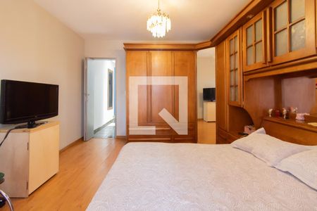 Casa à venda com 200m², 3 quartos e 3 vagas Casa à venda com 200m², 3 quartos e 3 vagasQuarto 1