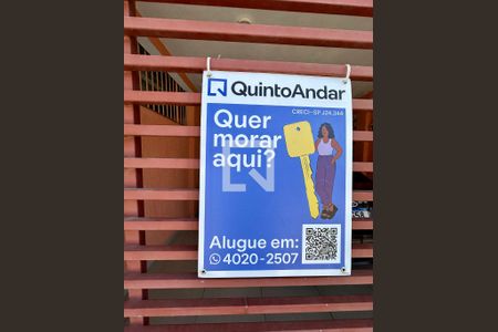 Casa à venda com 200m², 3 quartos e 3 vagas Casa à venda com 200m², 3 quartos e 3 vagasPlaca