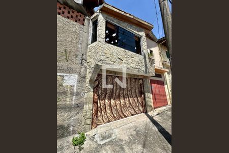 Casa à venda com 200m², 3 quartos e 3 vagas Casa à venda com 200m², 3 quartos e 3 vagasGaragem 2