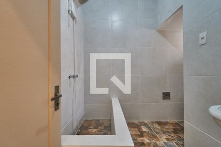 Banheiro de apartamento à venda com 1 quarto, 52m² em Grajaú, Rio de Janeiro