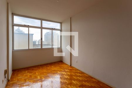 Sala de apartamento para alugar com 3 quartos, 120m² em Centro, Belo Horizonte