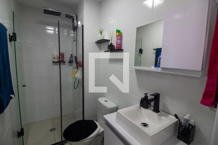 Banheiro de apartamento para alugar com 2 quartos, 34m² em Santo Amaro, São Paulo