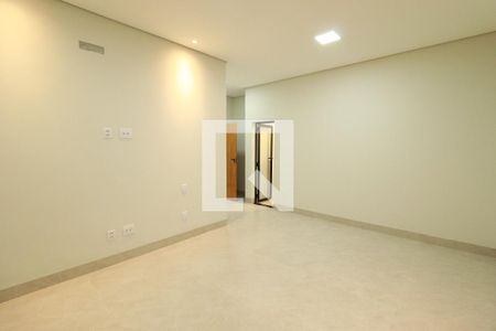 Suíte 1 de casa para alugar com 3 quartos, 165m² em Laranjeiras, Uberlândia