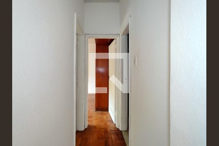Corredor de apartamento para alugar com 2 quartos, 75m² em Tijuca, Rio de Janeiro