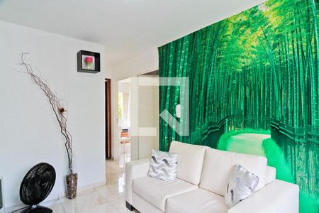 Sala de apartamento para alugar com 2 quartos, 41m² em Parque Panamericano, São Paulo