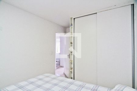 Quarto 1 de apartamento para alugar com 2 quartos, 41m² em Parque Panamericano, São Paulo