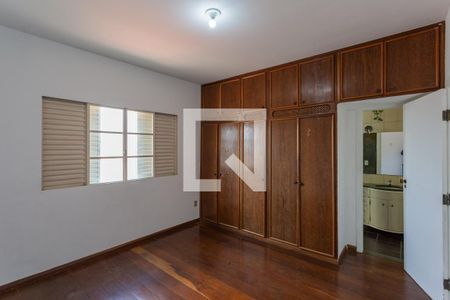 Suíte de casa para alugar com 4 quartos, 170m² em Santa Efigênia, Belo Horizonte