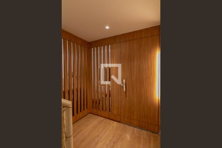 Casa à venda com 220m², 5 quartos e 3 vagas Casa à venda com 220m², 5 quartos e 3 vagasSuíte 3