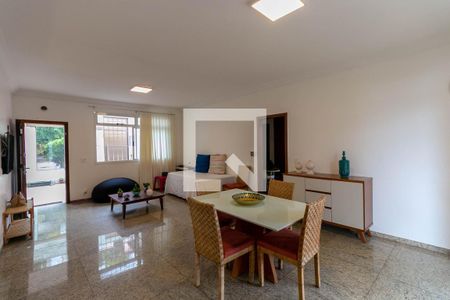 Sala 1 de casa à venda com 4 quartos, 220m² em Sion, Belo Horizonte