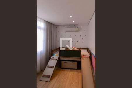 Casa à venda com 220m², 5 quartos e 3 vagas Casa à venda com 220m², 5 quartos e 3 vagasSuíte 2