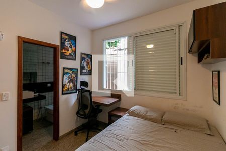 Casa à venda com 220m², 5 quartos e 3 vagas Casa à venda com 220m², 5 quartos e 3 vagasSuíte 1