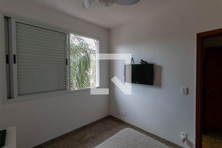 Casa à venda com 220m², 5 quartos e 3 vagas Casa à venda com 220m², 5 quartos e 3 vagasQuarto 1