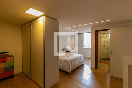 Casa à venda com 220m², 5 quartos e 3 vagas Casa à venda com 220m², 5 quartos e 3 vagasSuíte 3