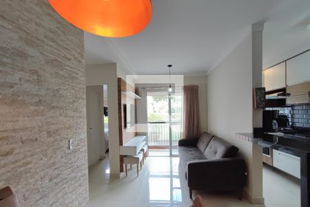 Sala de apartamento à venda com 2 quartos, 56m² em Vila Satúrnia, Campinas