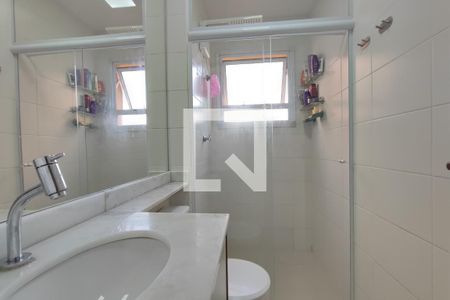 Banheiro Suíte de apartamento à venda com 2 quartos, 56m² em Vila Satúrnia, Campinas